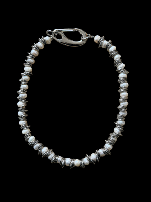 Stainless steel, 8mm pearls